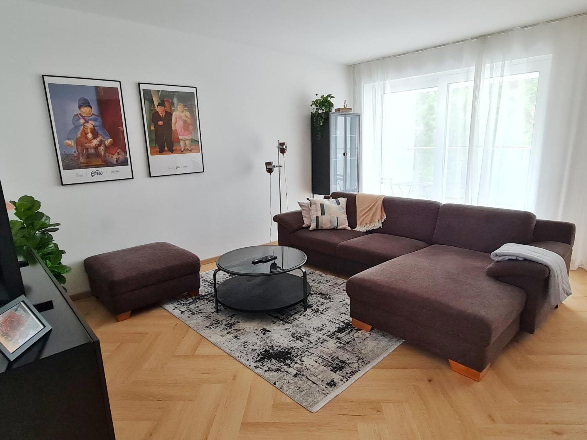 Beautiful New Apt In Old Town Near Train Station - Free Parking Bratislava Buitenkant foto