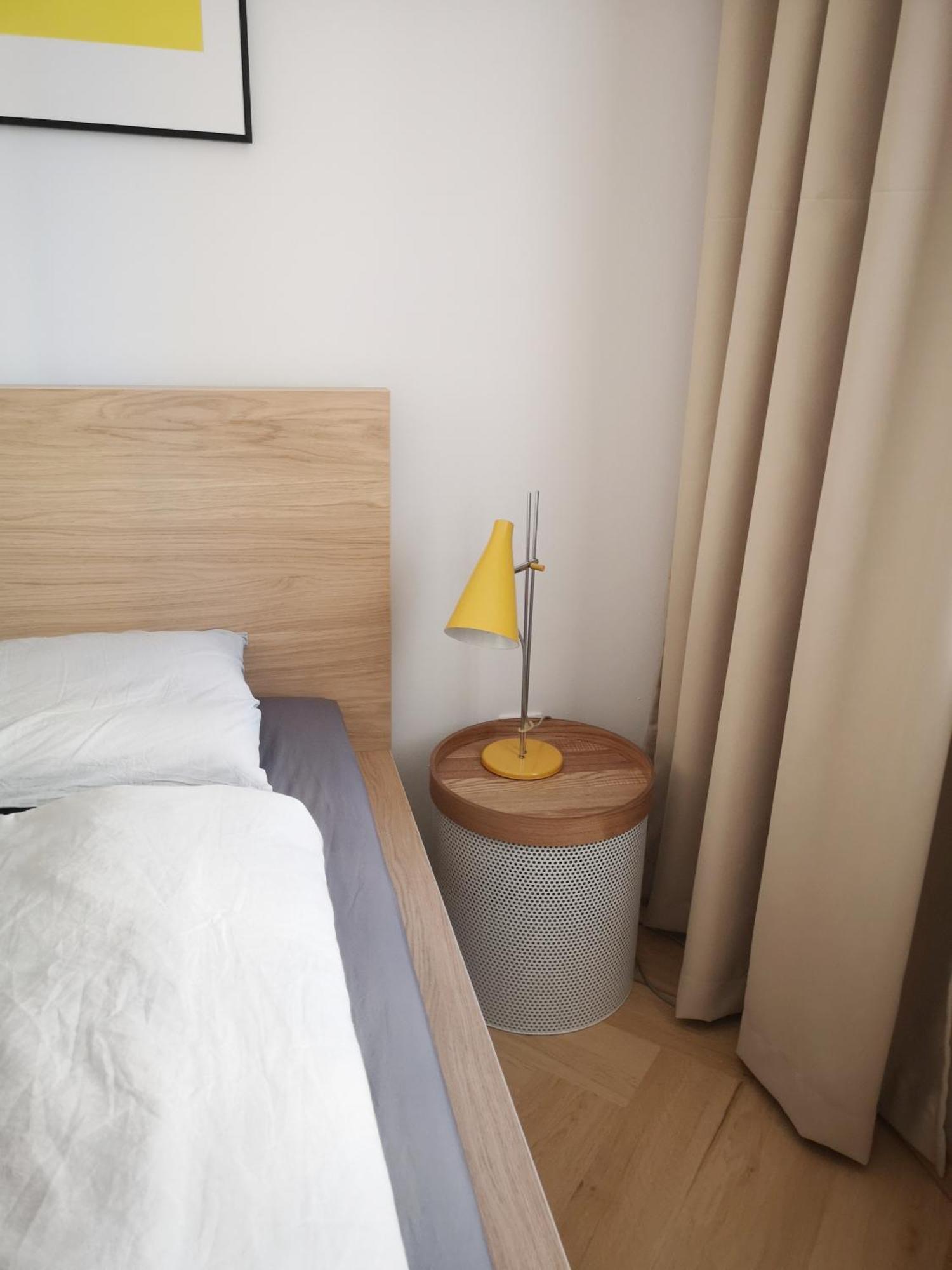 Beautiful New Apt In Old Town Near Train Station - Free Parking Bratislava Buitenkant foto
