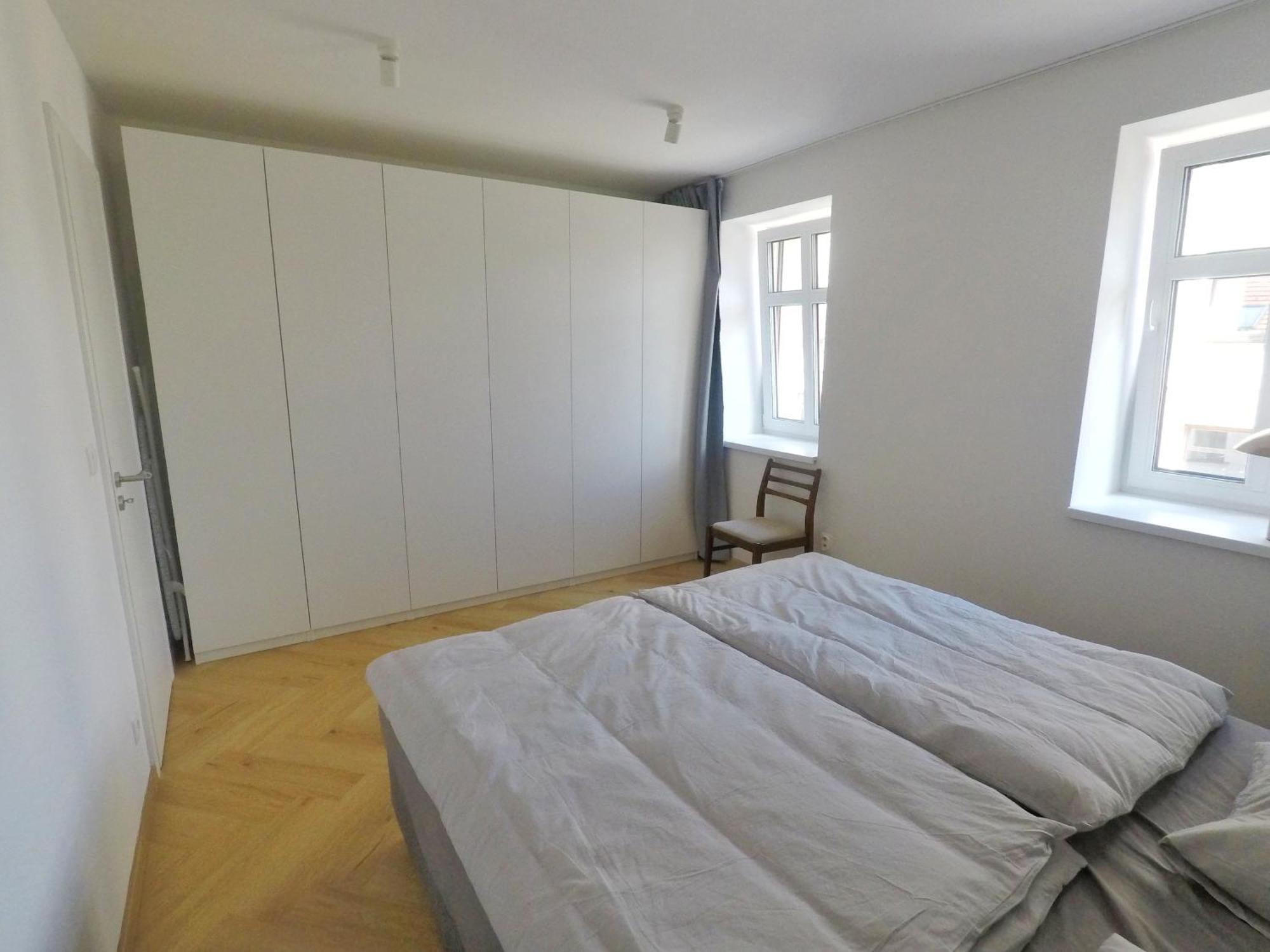 Beautiful New Apt In Old Town Near Train Station - Free Parking Bratislava Buitenkant foto